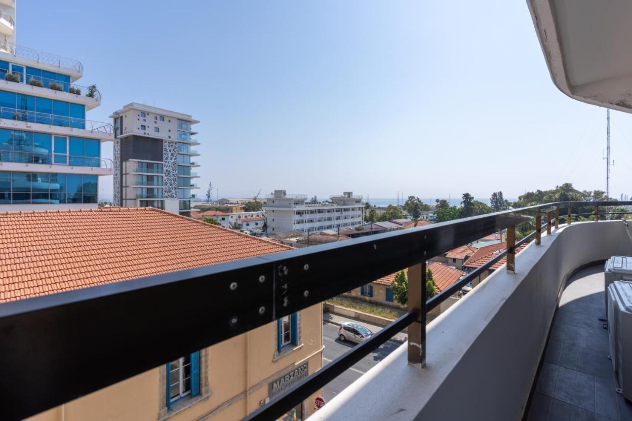 Fiesta 1-Bedroom Apartment In Larnaca Exterior foto